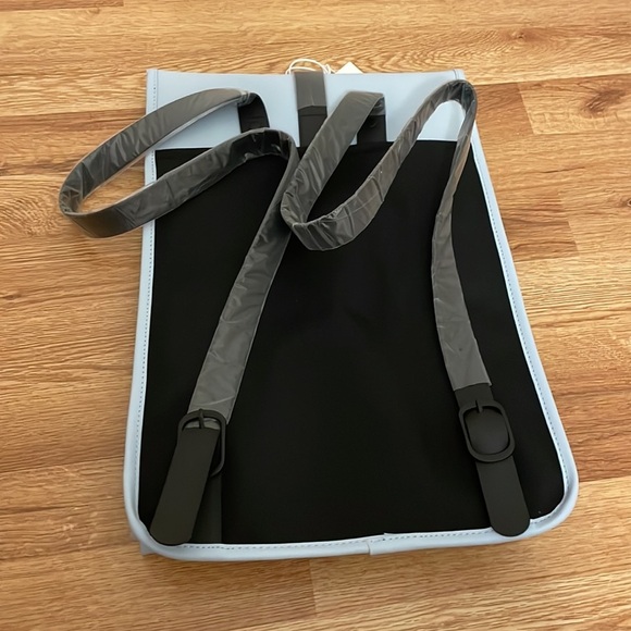 Brand new RAINS Backpack in color Sky - Picture 6 of 9